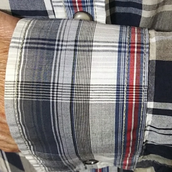 American Rag casual mens shirt - Picture 6 of 7